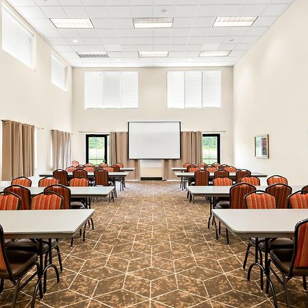 Best Western Palmyra Inn & Suites Kültér fotó