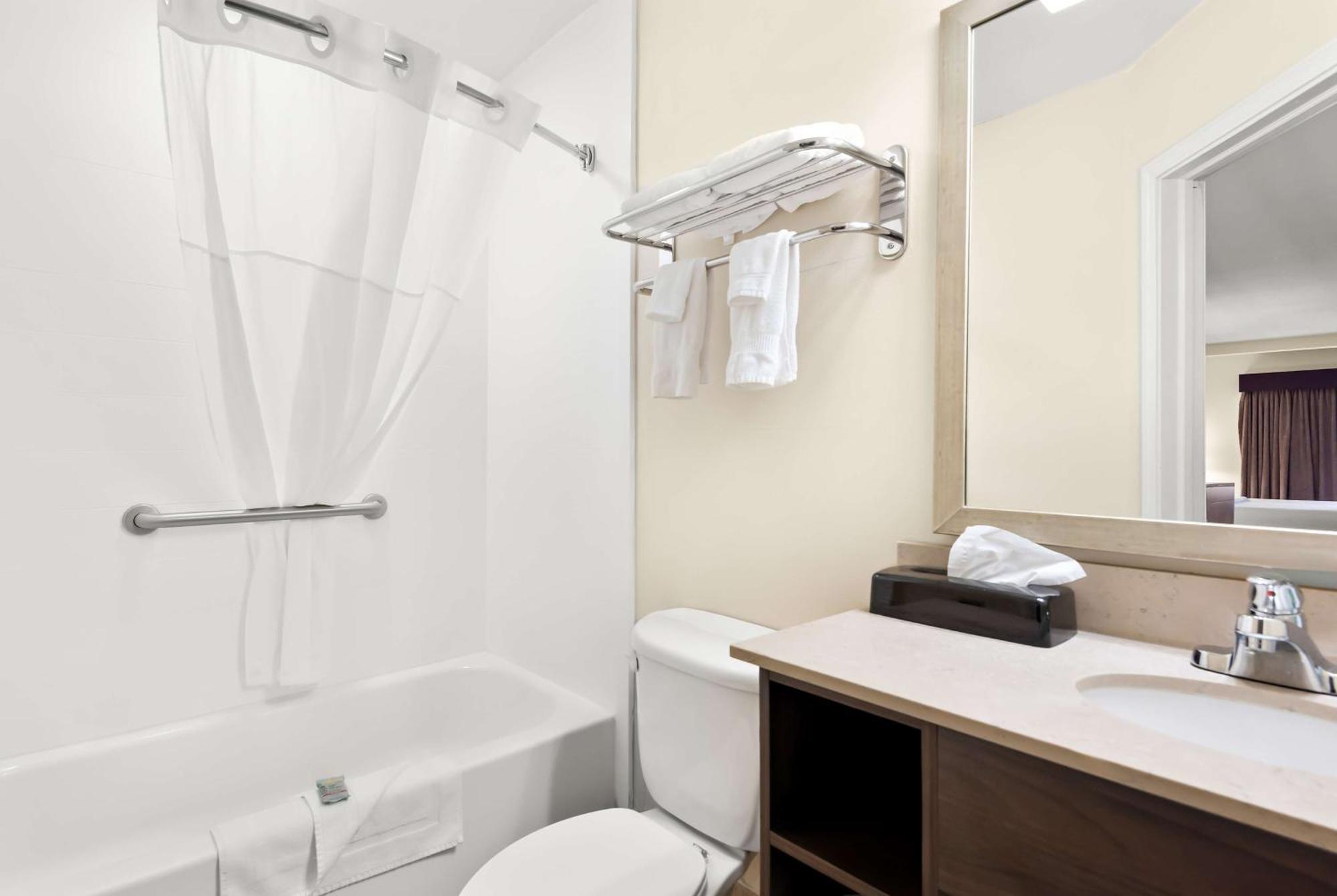 Best Western Palmyra Inn & Suites Kültér fotó